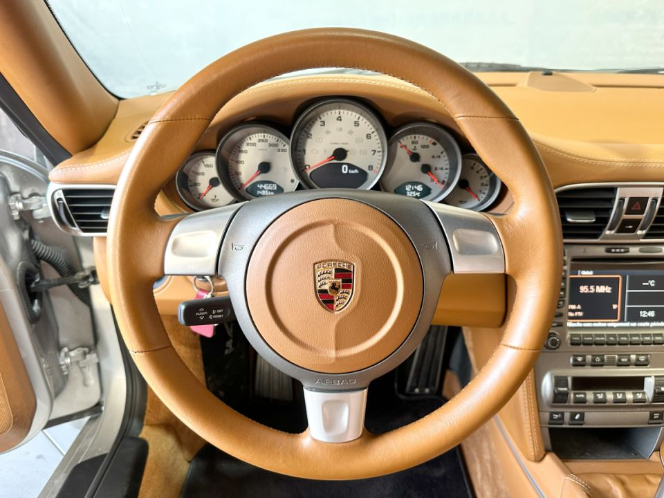 PORSCHE 911 Type 997 Carrera S Coupé 3.8 355ch BVM6, 44 800 km, Boîte manuelle 6 rapports, Argent Arctique métallisée - 59 990 € - image 11