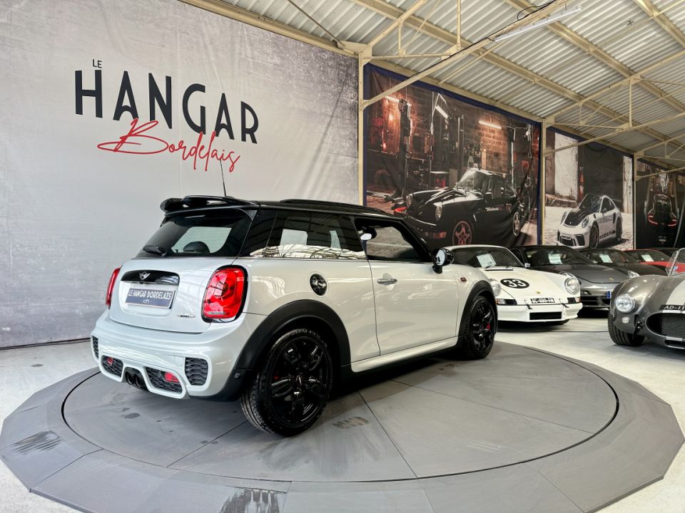 MINI MINI John Cooper Works F56 2.0 231ch BVA6 - Le Hangar Bordelais - image 8