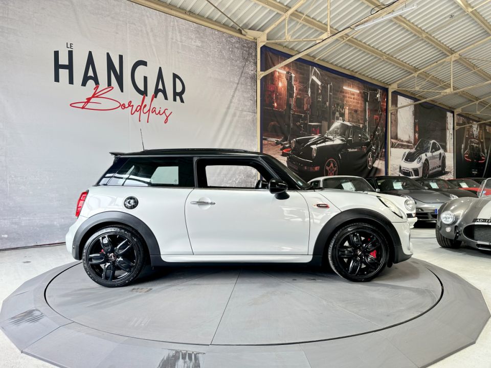 MINI MINI John Cooper Works F56 2.0 231ch BVA6 - Le Hangar Bordelais - image 10