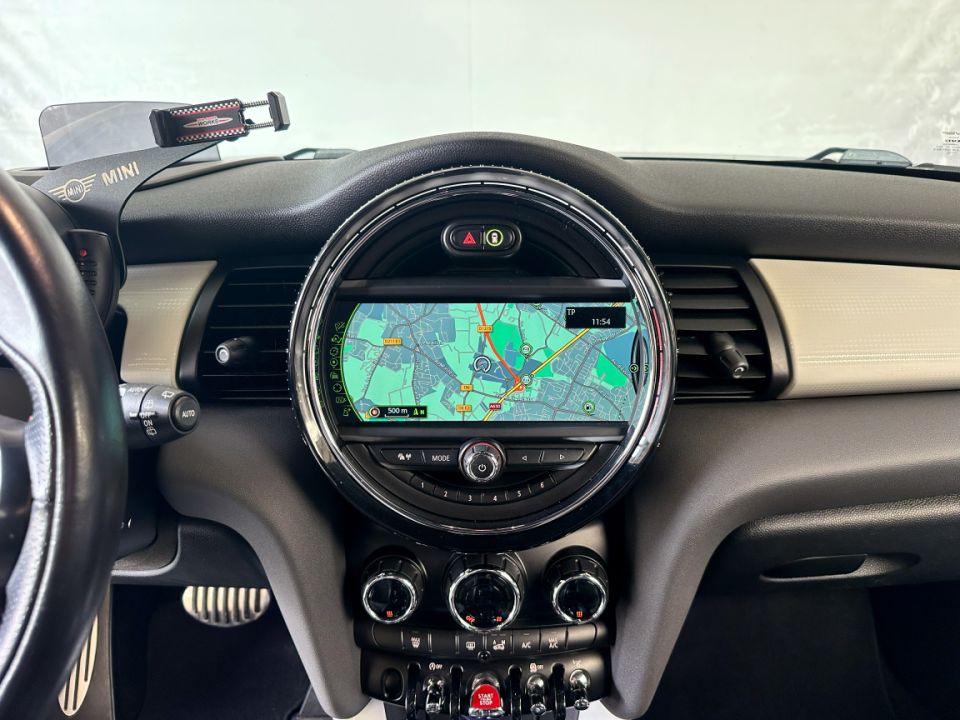 MINI MINI John Cooper Works F56 2.0 231ch BVA6 - Le Hangar Bordelais - image 13
