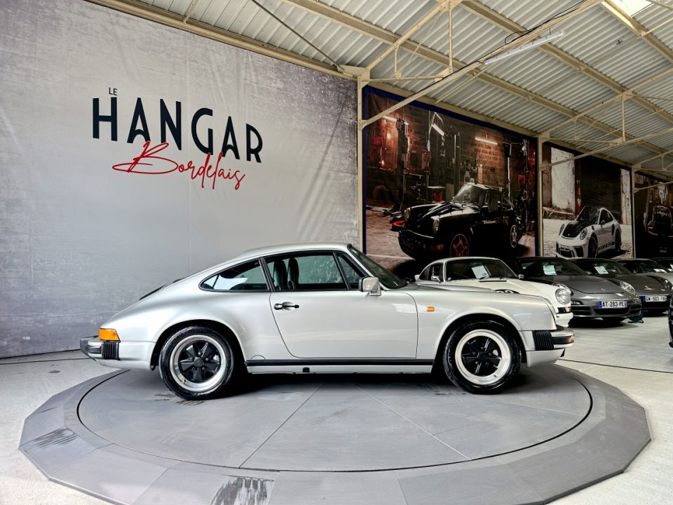 PORSCHE 911 Carrera 3.2 231ch BVM5 G50 - Le Hangar Bordelais - image 10