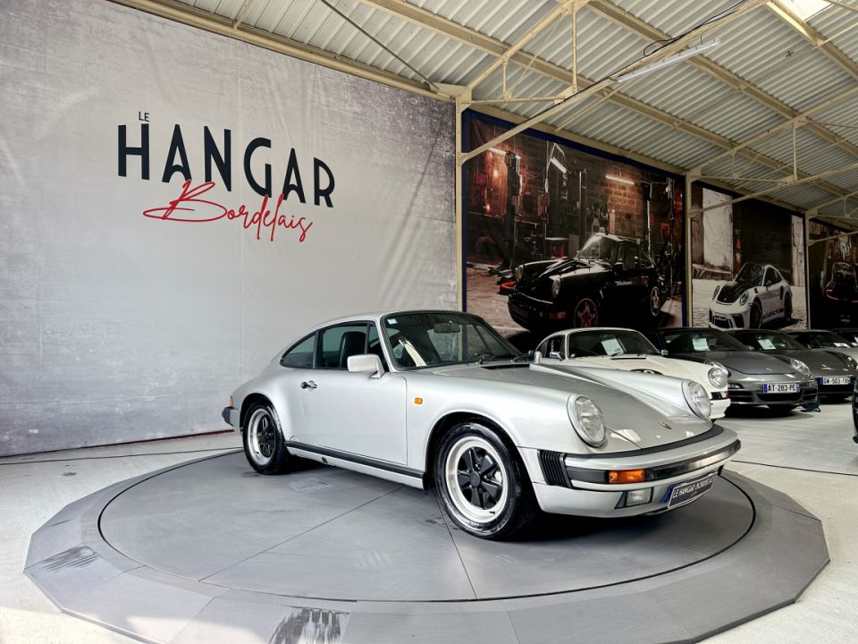 PORSCHE 911 Carrera 3.2 231ch BVM5 G50 - Le Hangar Bordelais - image 12