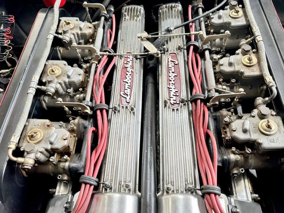 LAMBORGHINI 400 GT 2+2 Superleggera V12 3.9 320ch BVM5 - Le Hangar Bordelais - image 18