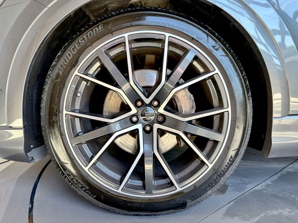 AUDI Q8 50 TDI V6 3.0 286ch Tiptronic 8 Quattro - Le Hangar Bordelais - image 15