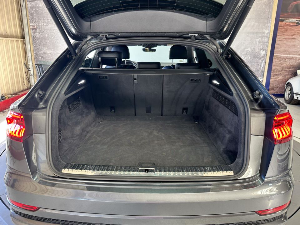 AUDI Q8 50 TDI V6 3.0 286ch Tiptronic 8 Quattro - Le Hangar Bordelais - image 20