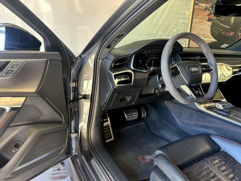 AUDI RS6 Avant V8 4.0 TFSI 600ch Tiptronic 8 Quattro - Le Hangar Bordelais - image 18