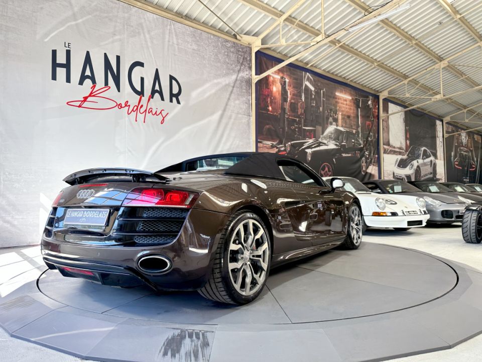 AUDI R8 Spyder V10 5.2 FSI 525ch Quattro R-Tronic6 - Le Hangar Bordelais - image 18