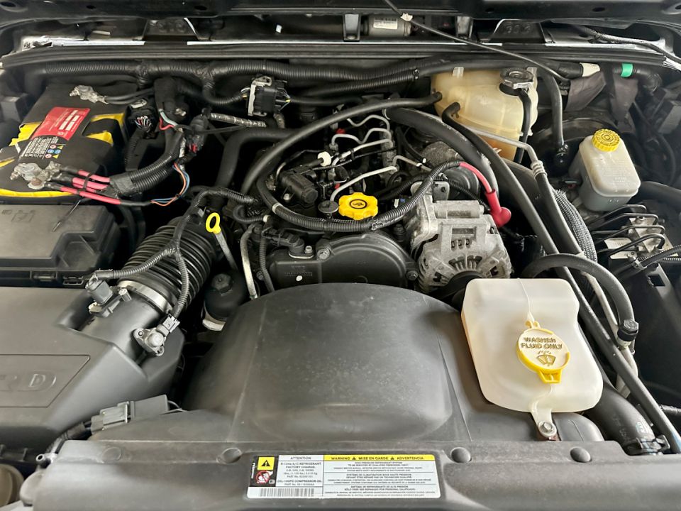 JEEP WRANGLER 2.8 CRD 177ch BVM6 Sport - Le Hangar Bordelais - image 18