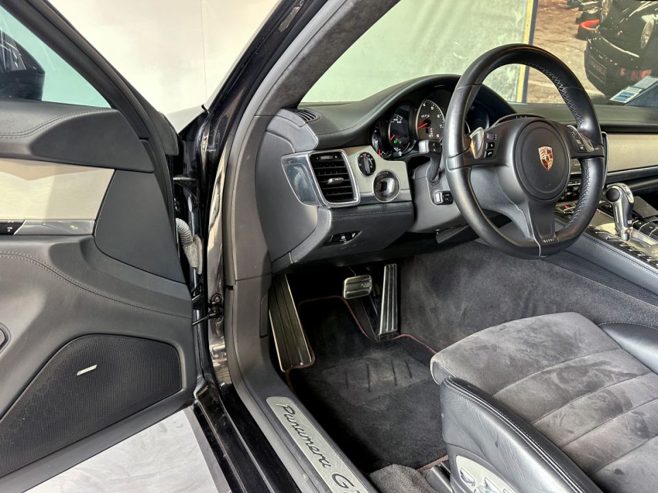 PORSCHE PANAMERA GTS V8 4.8 440ch PDK7 - Le Hangar Bordelais - image 18