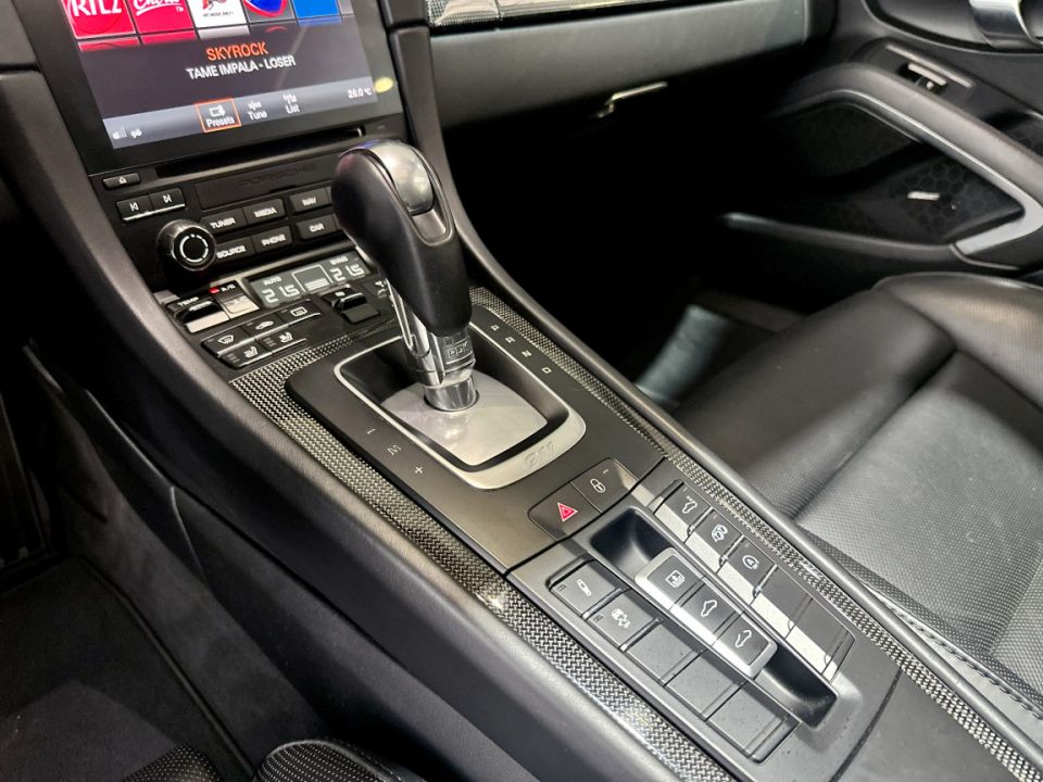 PORSCHE 911 Type 991.2 Carrera 4S Coupé 3.0 420ch PDK7 - Le Hangar Bordelais - image 16
