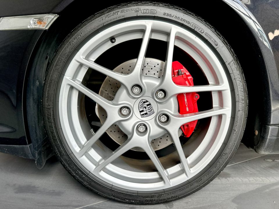 PORSCHE 911 Type 997.2  Carrera S Coupé 3.8 385ch PDK7 - Le Hangar Bordelais - image 15