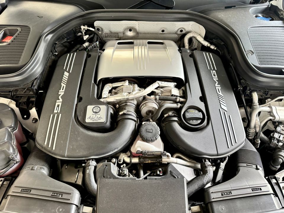 MERCEDES CLASSE GLC 63 S AMG V8 4.0 510ch 9G-Tronic 4Matic+ - Le Hangar Bordelais - image 21