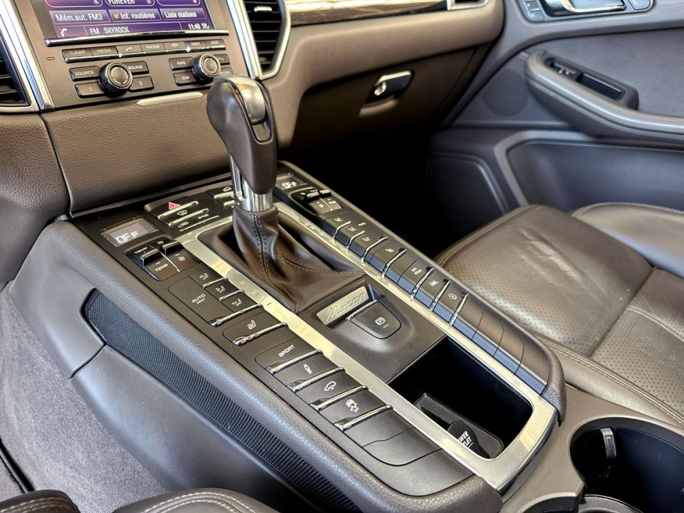 PORSCHE MACAN S Diesel V6 3.0 258ch PDK7 - Le Hangar Bordelais - image 17