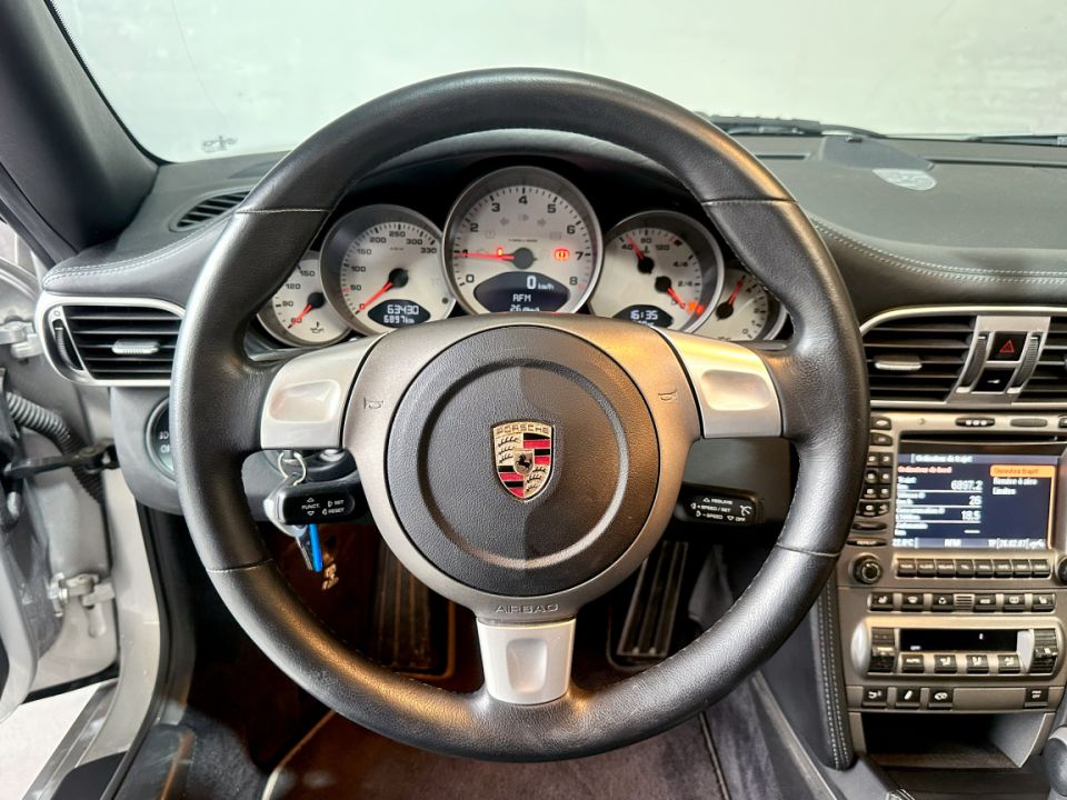 PORSCHE 911 Type 997 Carrera 4S Coupé 3.8 355ch BVM6 - Le Hangar Bordelais - image 11