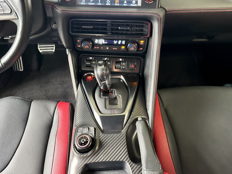 NISSAN GT-R R35 V6 3.8 570ch BVA6 Black Edition - Le Hangar Bordelais - image 19