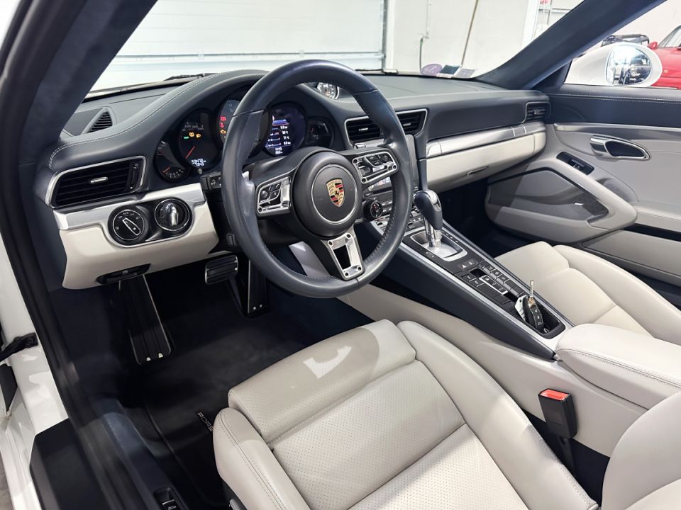 Porsche 911 Type 991.2 Carrera S Coupé 3.0 420ch PDK7 – Élégance et Performance - image 1