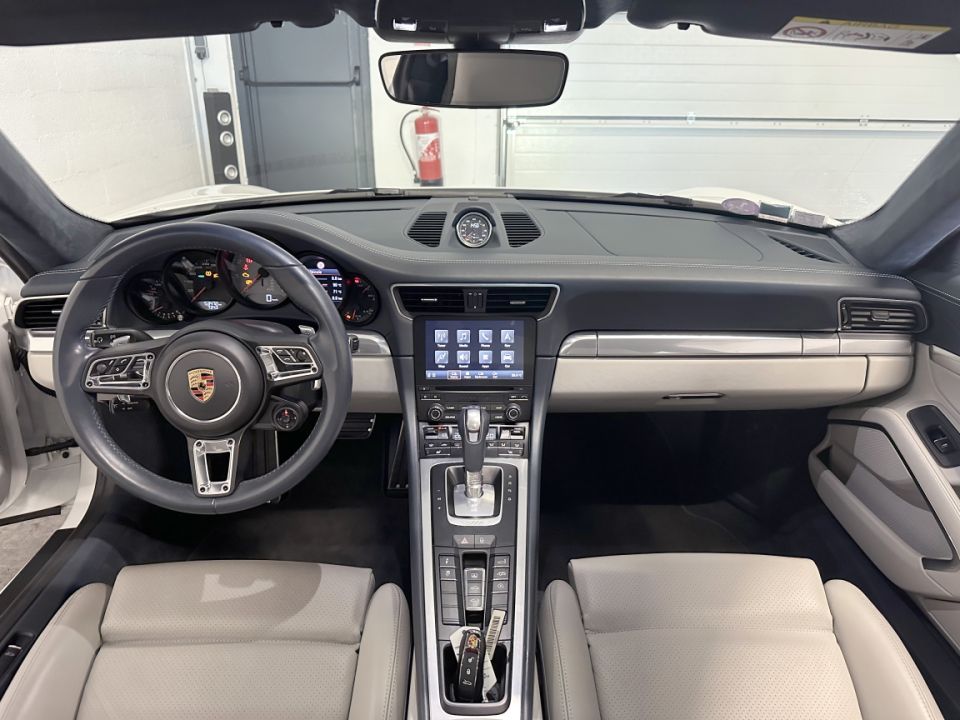 Porsche 911 Type 991.2 Carrera S Coupé 3.0 420ch PDK7 – Élégance et Performance - image 9