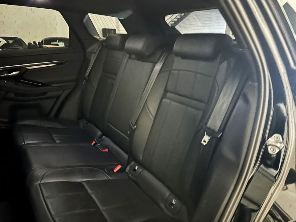 Land Rover Range Rover Evoque D 2.0 180ch AWD BVA9 R-Dynamic SE – SUV élégant et performant - image 9