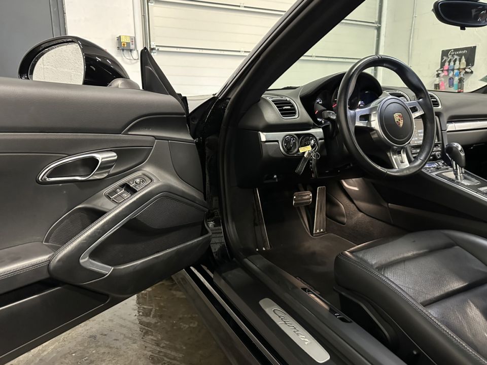Porsche Cayman Type 981 2.7 275ch PDK7 – Un Coupé Performant et Élégant - image 16
