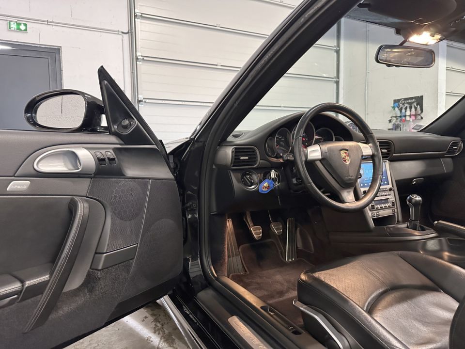 Porsche 911 Type 997 Carrera Coupé 3.6 325ch BVM6 - Performance et Élégance - image 18