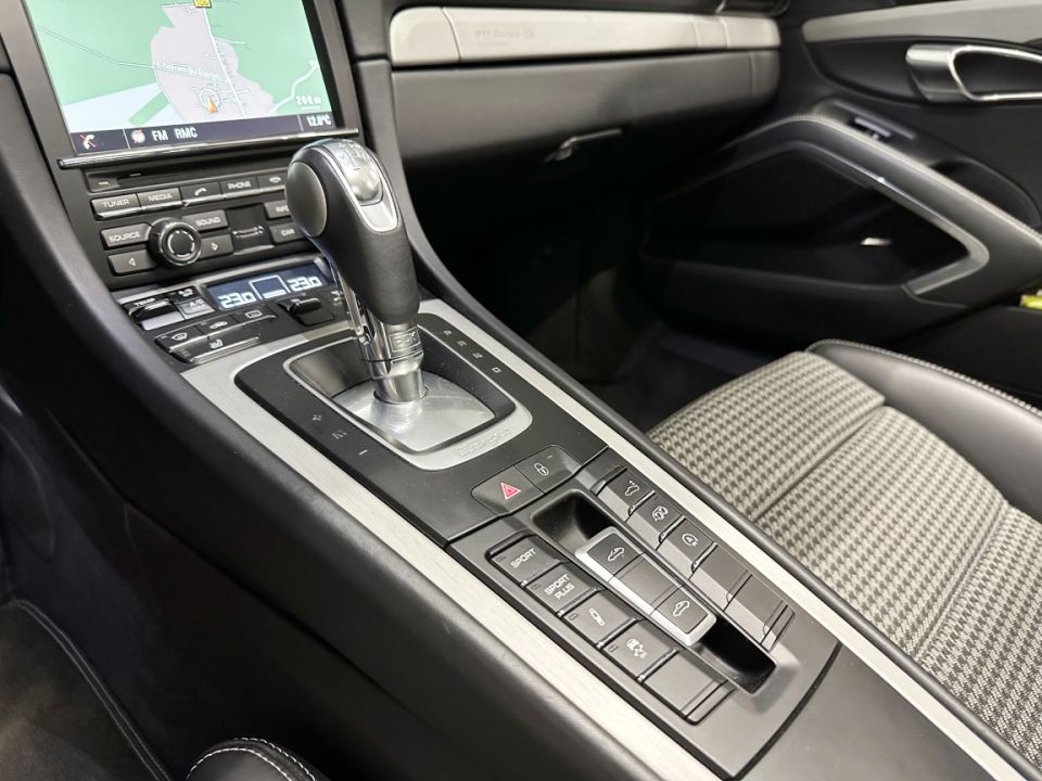 Porsche 911 Type 991 Targa 4S 3.8 430ch Exclusive Edition - image 13