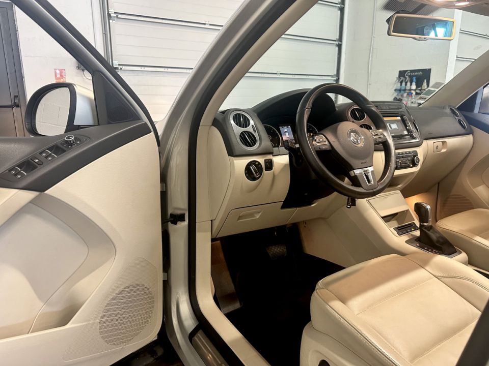 VOLKSWAGEN TIGUAN 2.0 TDI 140ch FAP CARAT 4MOTION DSG7 - SUV haut de gamme - image 20