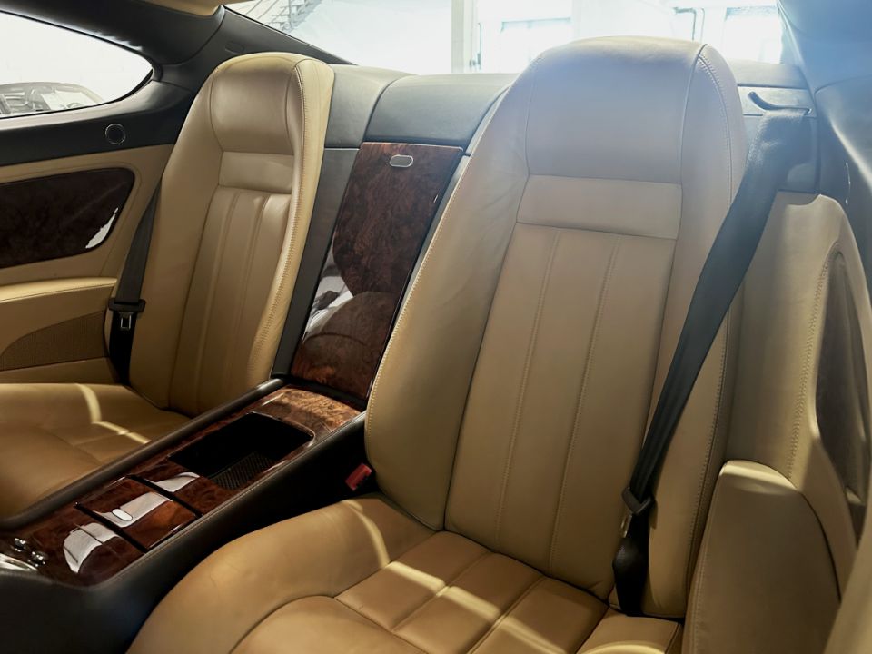Bentley Continental GT Coupé W12 6.0 560ch BVA6 - Luxe et Performance - 38 990 € - image 7