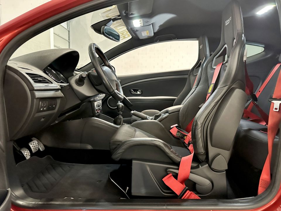 RENAULT MEGANE RS III Coupé 2.0 16V 275ch SetS BVM6 – Performances et Élégance - 24 990 € - image 5