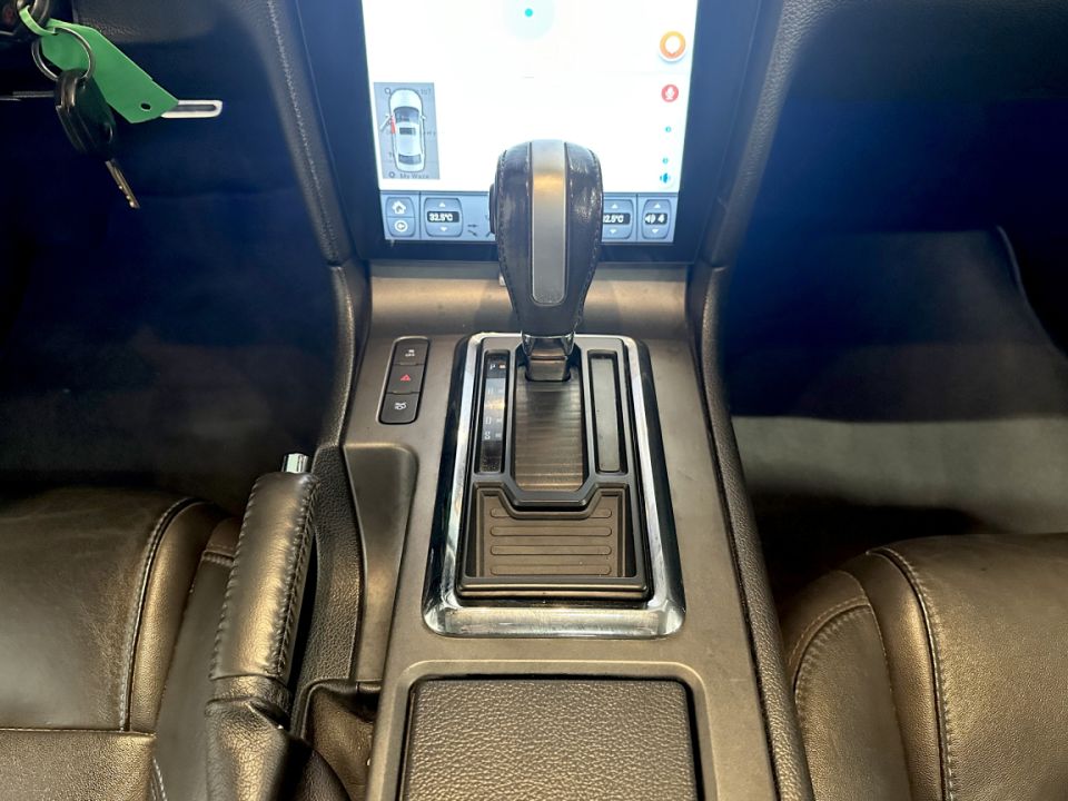 Ford Mustang GT Premium Coupé V8 5.0 - Puissance et Élégance - 34 990 € - image 14