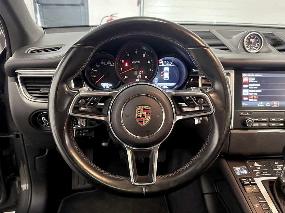 Porsche Macan GTS V6 3.0 360ch PDK7 – Un SUV haut de gamme au design raffiné - 46 990 € - image 13