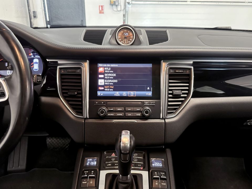 Porsche Macan GTS V6 3.0 360ch PDK7 – Un SUV haut de gamme au design raffiné - 46 990 € - image 16