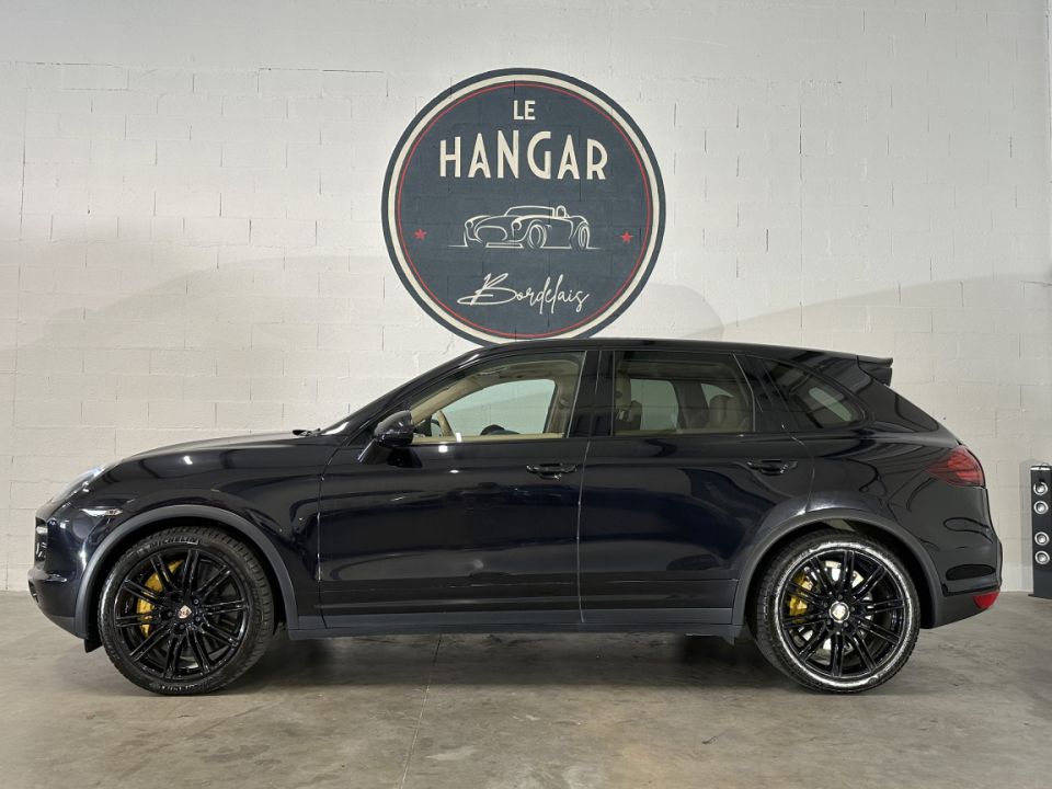 PORSCHE CAYENNE TURBO V8 4.8 500ch Tiptronic S 25th anniversaire - SUV de prestige - image 2