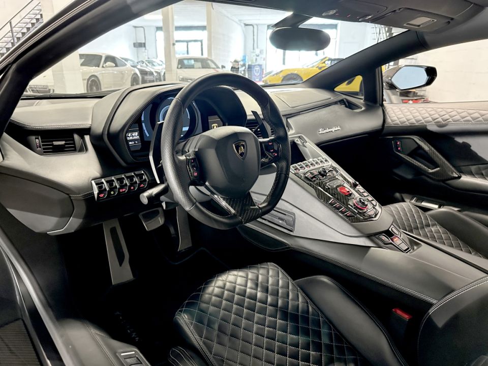 LAMBORGHINI AVENTADOR LP700-4 Coupé V12 6.5 700ch by HAMANN - Le Hangar Bordelais - image 1