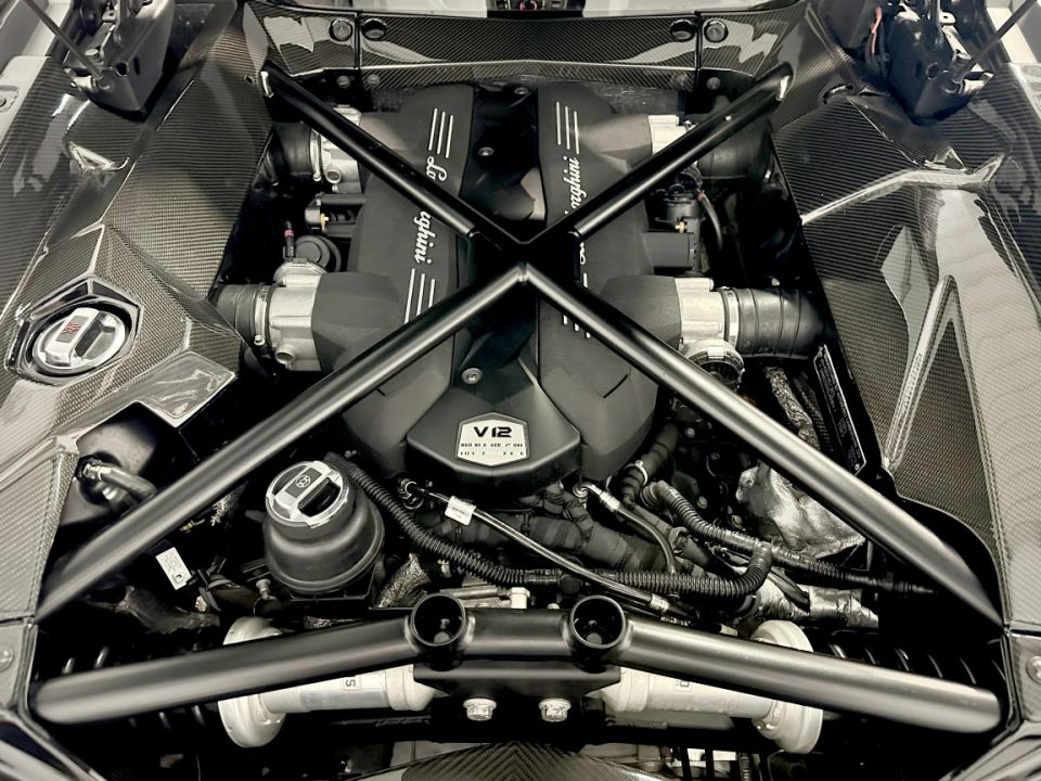 LAMBORGHINI AVENTADOR LP700-4 Coupé V12 6.5 700ch by HAMANN - Le Hangar Bordelais - image 15