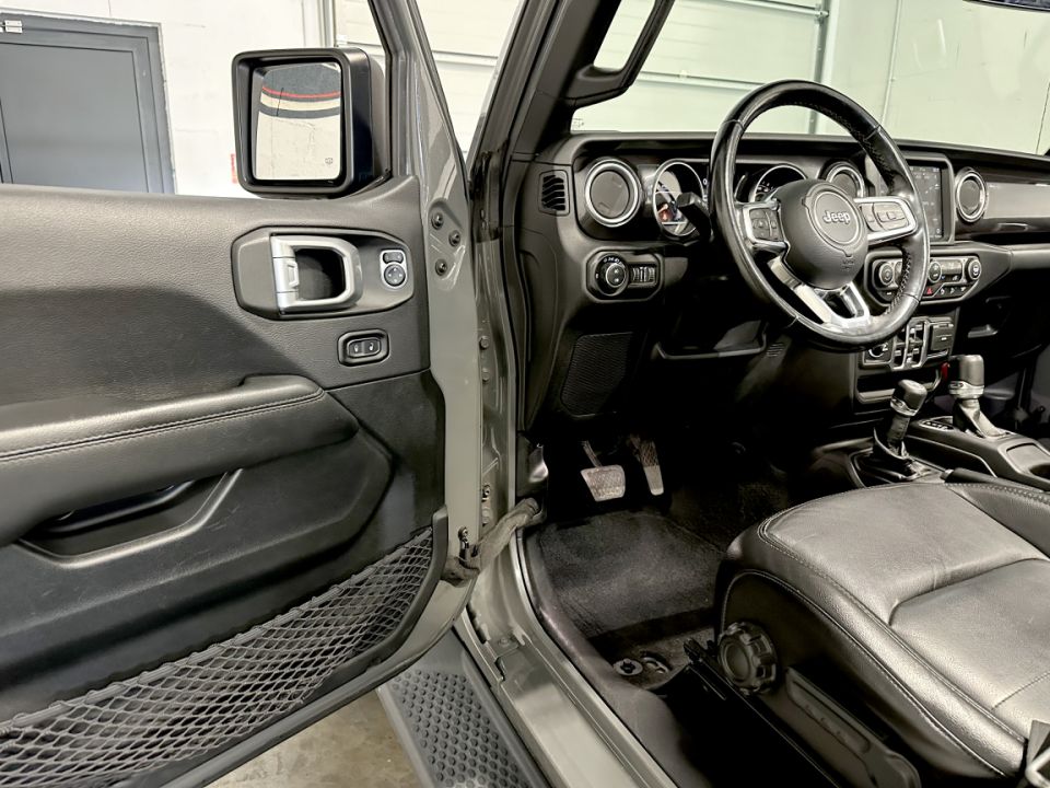 JEEP WRANGLER UNLIMITED 2.0 Turbo 272ch 4x4 BVA8 Sahara Night Eagle - 349 990 € - image 22
