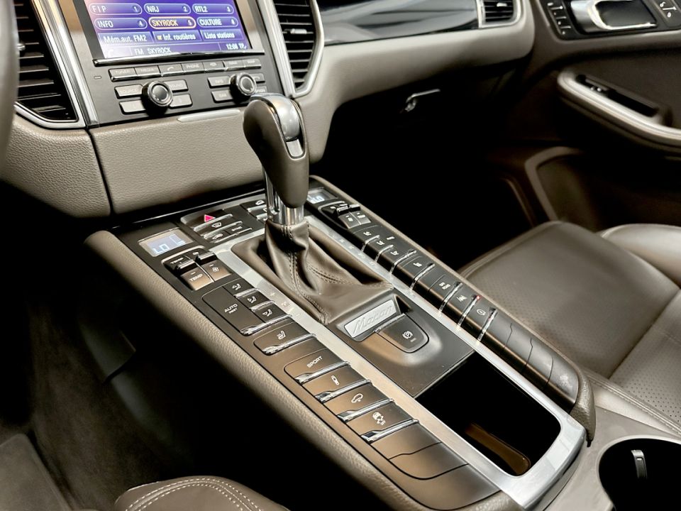 PORSCHE Macan S Diesel V6 3.0 PDK7 - Élégance et performance réunies - 29 990 € - image 17