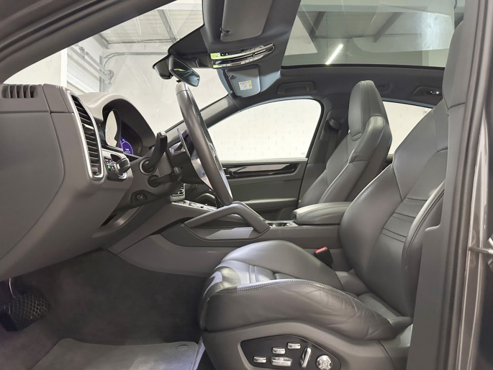PORSCHE CAYENNE E HYBRID Cayenne Coupe 3.0 V6 340 ch Tiptronic BVA  - Le Hangar Bordelais - image 5