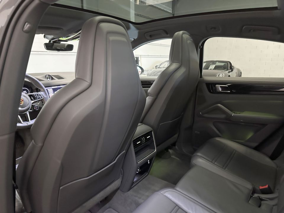 PORSCHE CAYENNE E HYBRID Cayenne Coupe 3.0 V6 340 ch Tiptronic BVA  - Le Hangar Bordelais - image 7