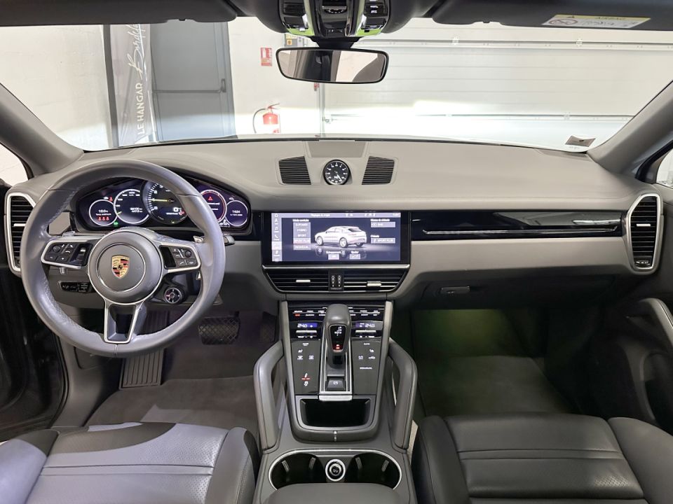 PORSCHE CAYENNE E HYBRID Cayenne Coupe 3.0 V6 340 ch Tiptronic BVA  - Le Hangar Bordelais - image 11