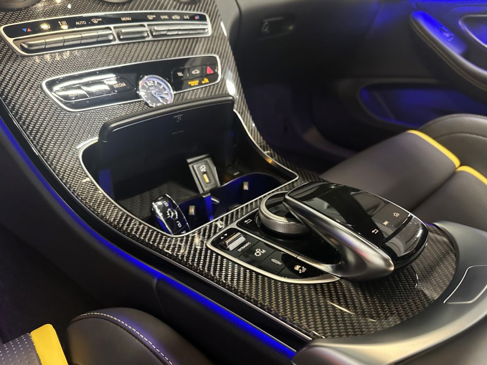 MERCEDES CLASSE C 63 S AMG Coupé V8 4.0 - Performance et Élégance Exceptionnelles - image 16