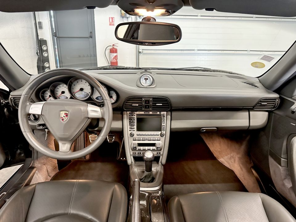 Porsche 911 Type 997 Carrera 4S Coupé 3.8 355ch BVM6 - Performance et Élégance - image 9