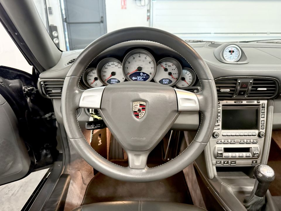 Porsche 911 Type 997 Carrera 4S Coupé 3.8 355ch BVM6 - Performance et Élégance - image 11