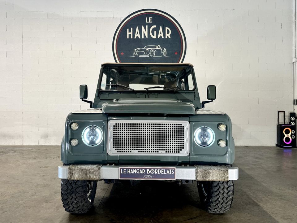 LAND ROVER DEFENDER 110 2.5 TD 85ch BVM5 Station Wagon 9 places Soft Top - État exceptionnel - 44 990 € - image 14