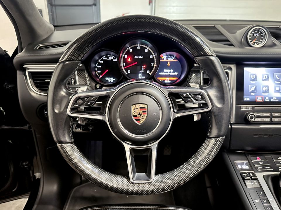 PORSCHE MACAN Turbo V6 3.6 440ch Pack Performance PDK7 - Le Hangar Bordelais - image 13