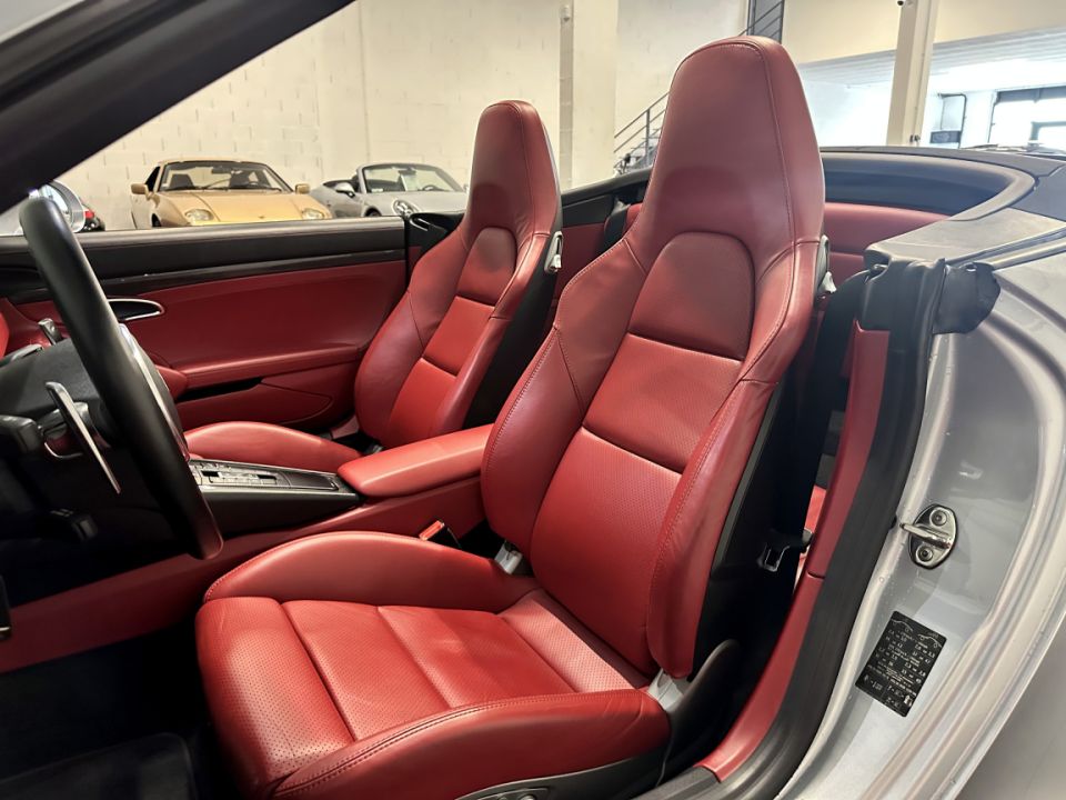 PORSCHE 911 Type 991 Turbo S Cabriolet 3.8 560ch PDK7 - Le Hangar Bordelais - image 3