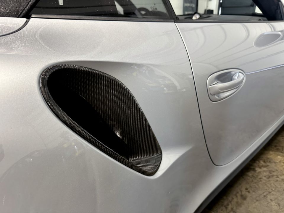 PORSCHE 911 Type 991 Turbo S Cabriolet 3.8 560ch PDK7 - Le Hangar Bordelais - image 19
