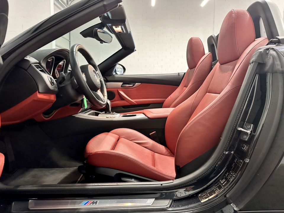 B.M.W. Z4 Roadster 35IS sDrive 340ch BVA7 M Sport - Le Hangar Bordelais - image 5