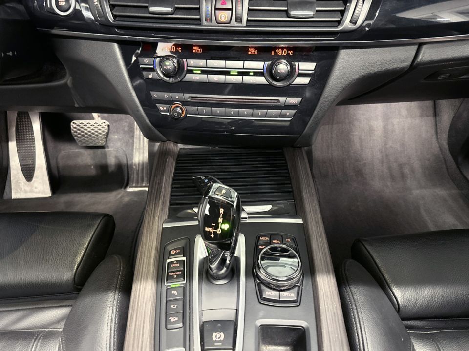 B.M.W. X5 xDrive40e 313ch BVA8 M Sport - SUV de Luxe, Noir Saphir Métallisé - 32 990 € - image 22