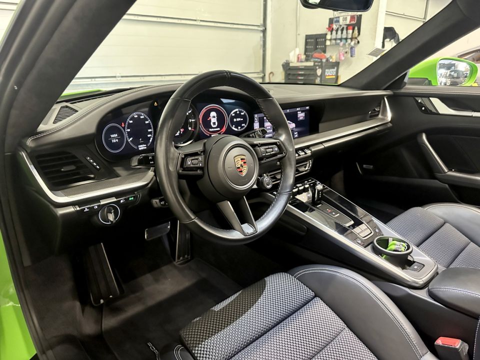 PORSCHE 911 CARRERA S 911 Carrera 4S Cabriolet 3.0i 450 PDK  - Le Hangar Bordelais - image 1