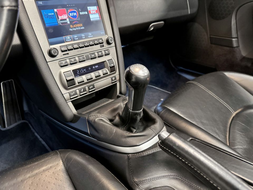 Porsche 911 Carrera S Cabriolet 3.8i - Performance et Élégance - 53 990 € - image 16